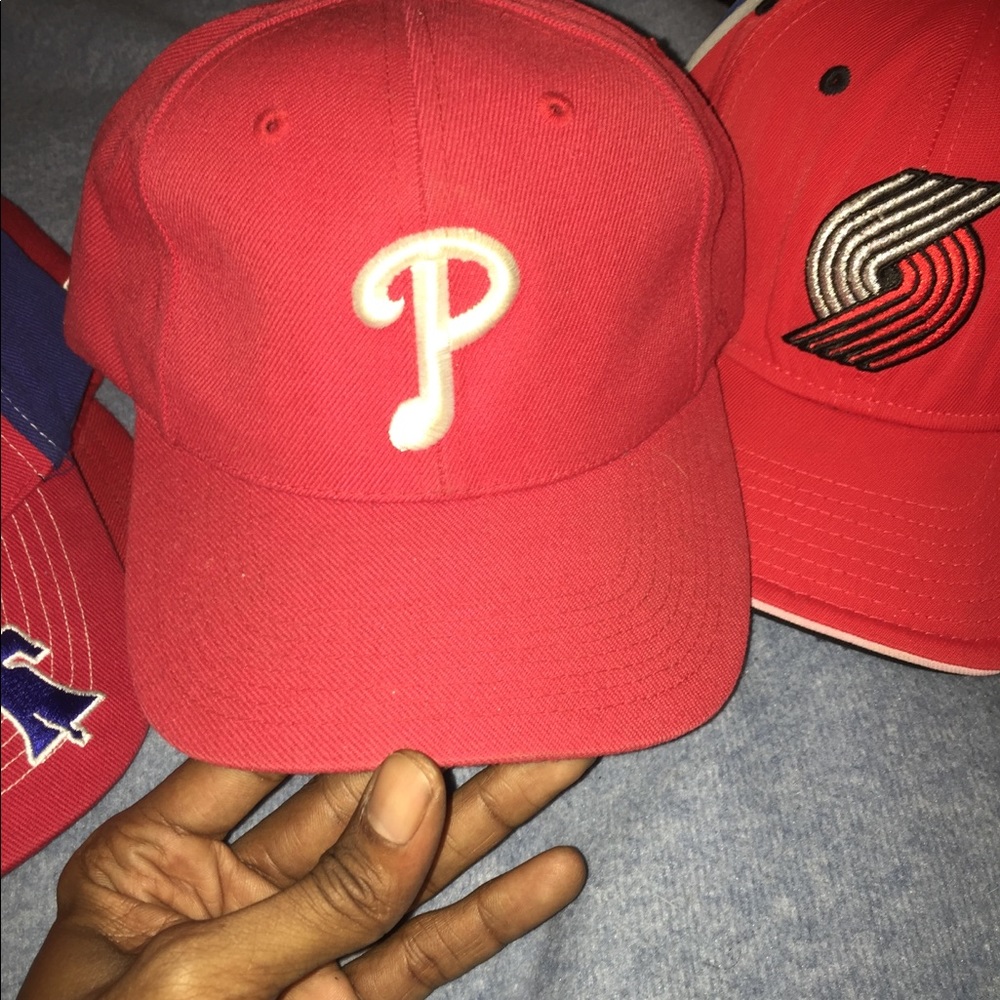 Nice caps - Picture 4 of 8
